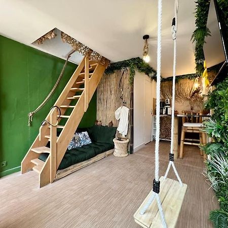 Nuit Dans La Jungle - Love Room Souppes-sur-Loing Kültér fotó